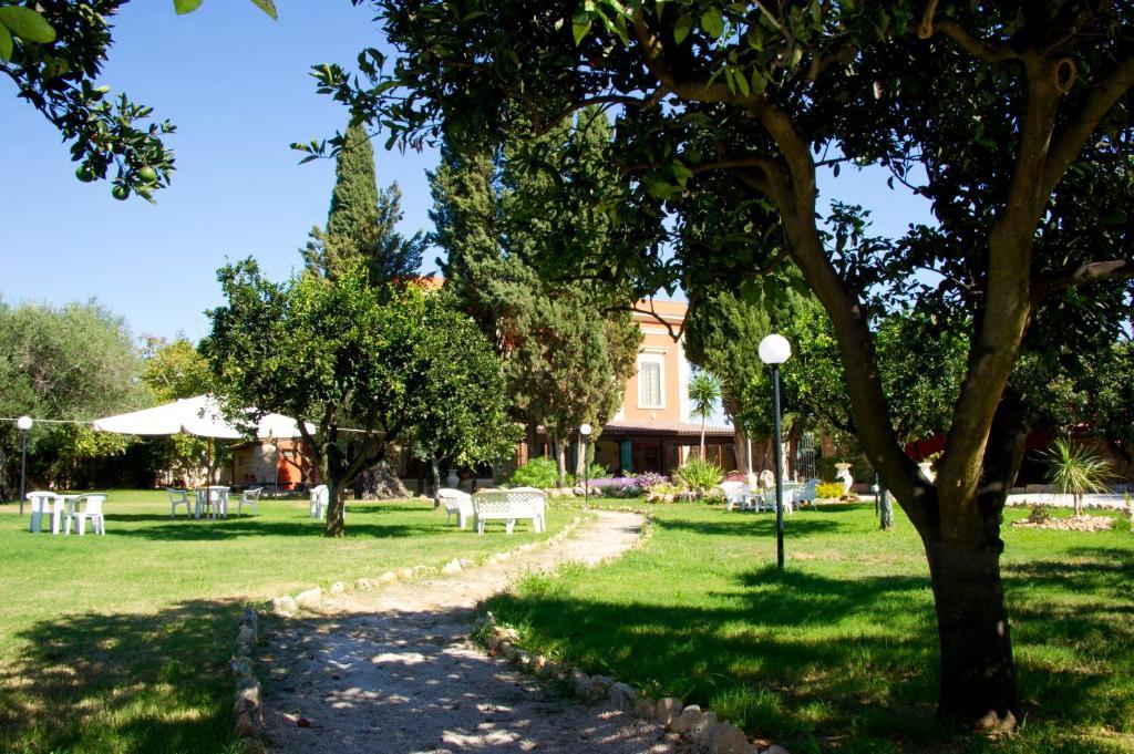 Agriturismo Santa Chiara Alezio Luaran gambar